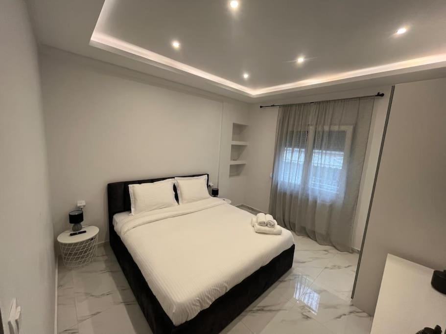 Luxurious Apartment In The Heart Of Солун Екстериор снимка